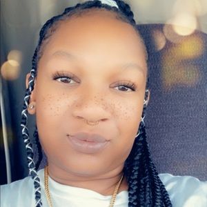 Meet your Posher, Diane